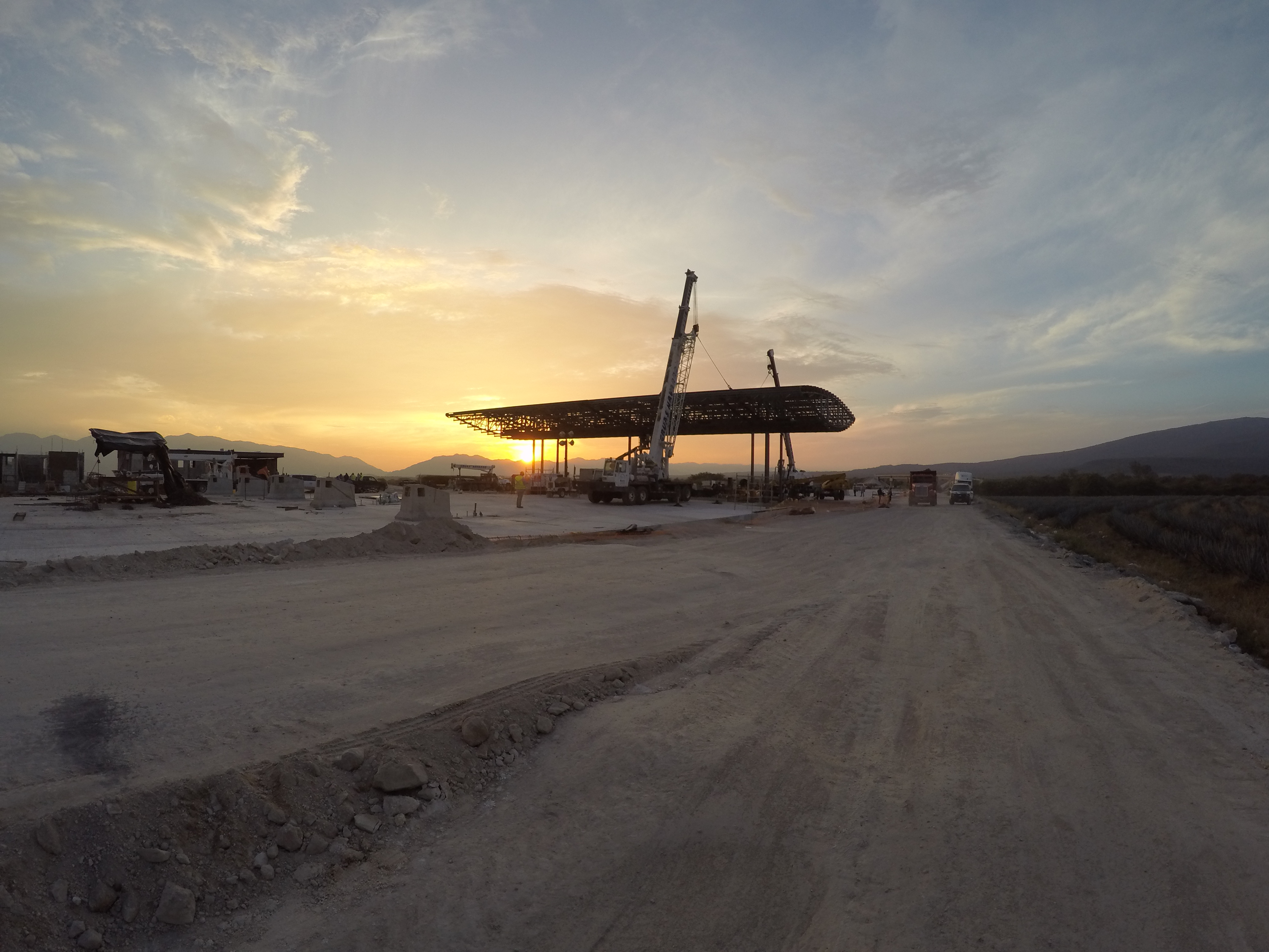 Supervision-de-Construccion-de-Plazas-de-Cobro-02-1