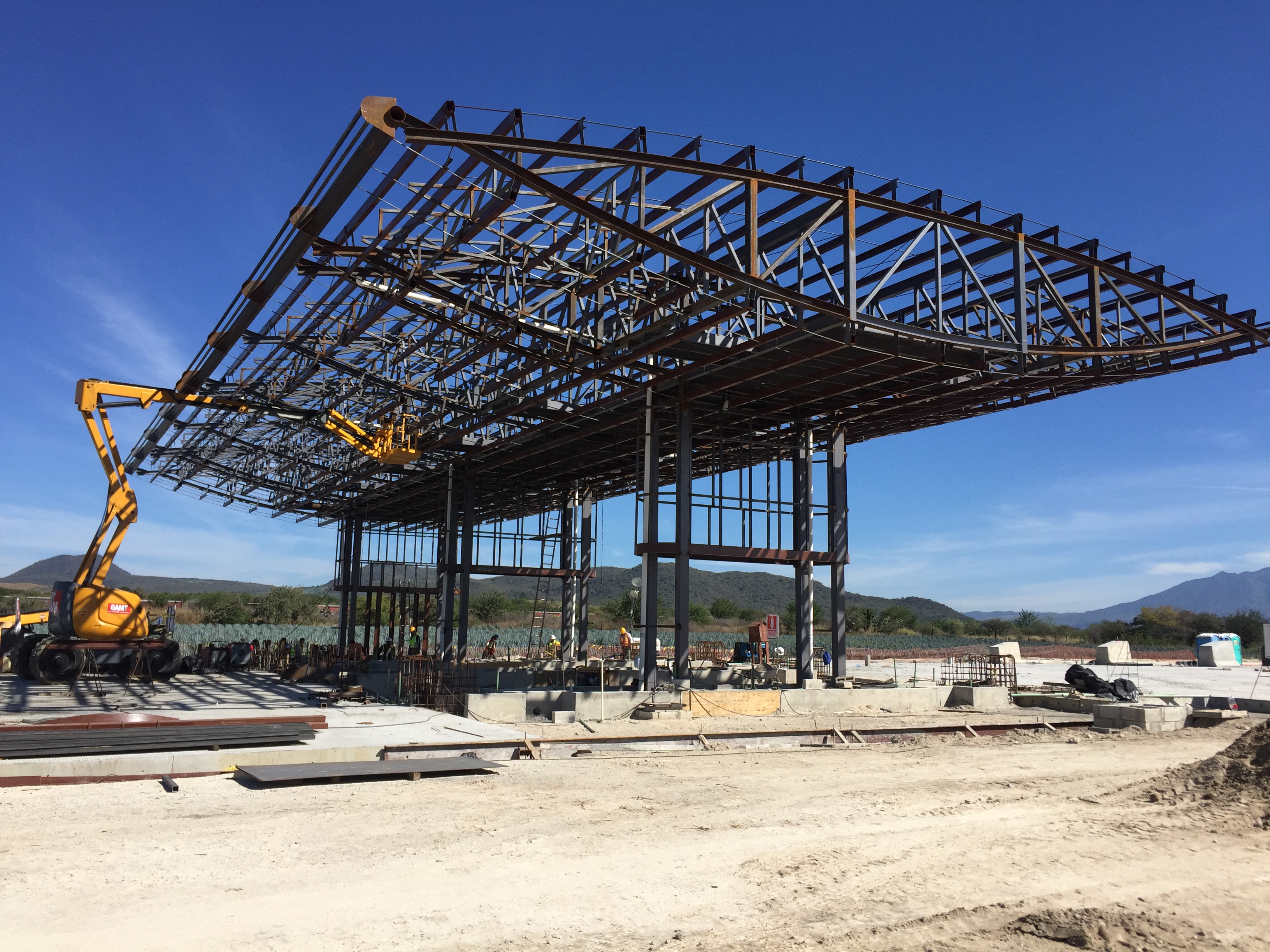 Supervision-de-Construccion-de-Plazas-de-Cobro-1